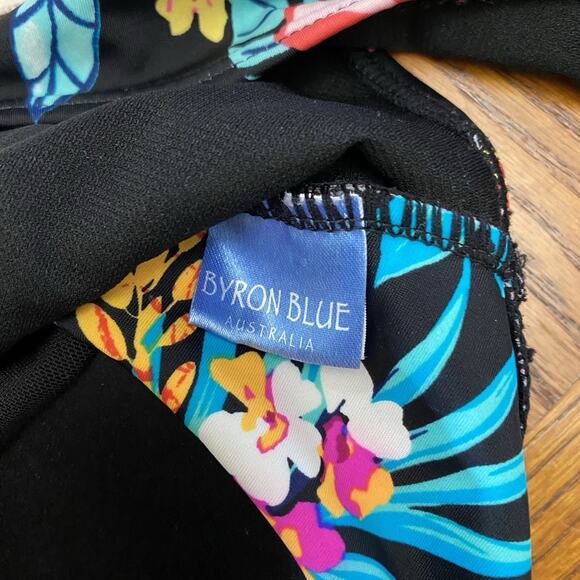 Byron Blue Women's One Piece Swimsuit Blue Floral Patterned Swimming Size 12 - Picture 6 of 7
